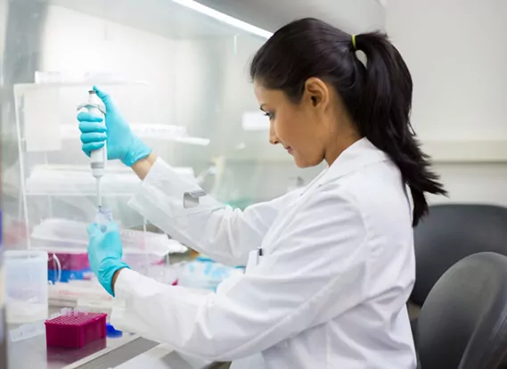 Success-Story-Dahlia4-laboratory